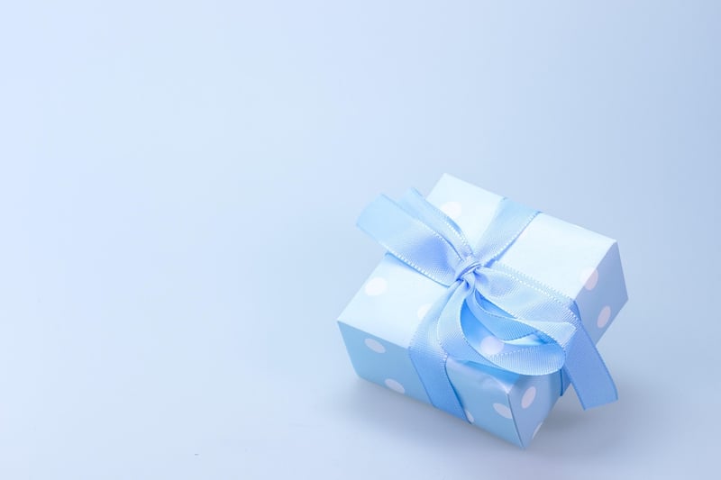 Customized Gift Wrapping